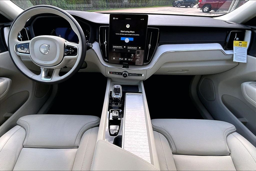 2026 Volvo XC60 B5 Ultra
