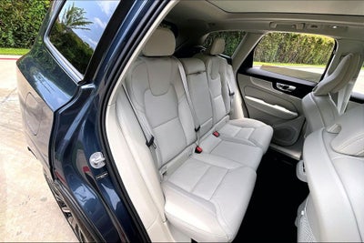 2026 Volvo XC60 B5 Ultra