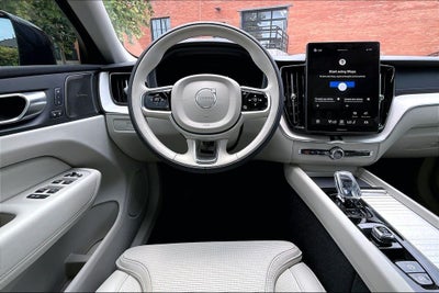 2026 Volvo XC60 B5 Ultra