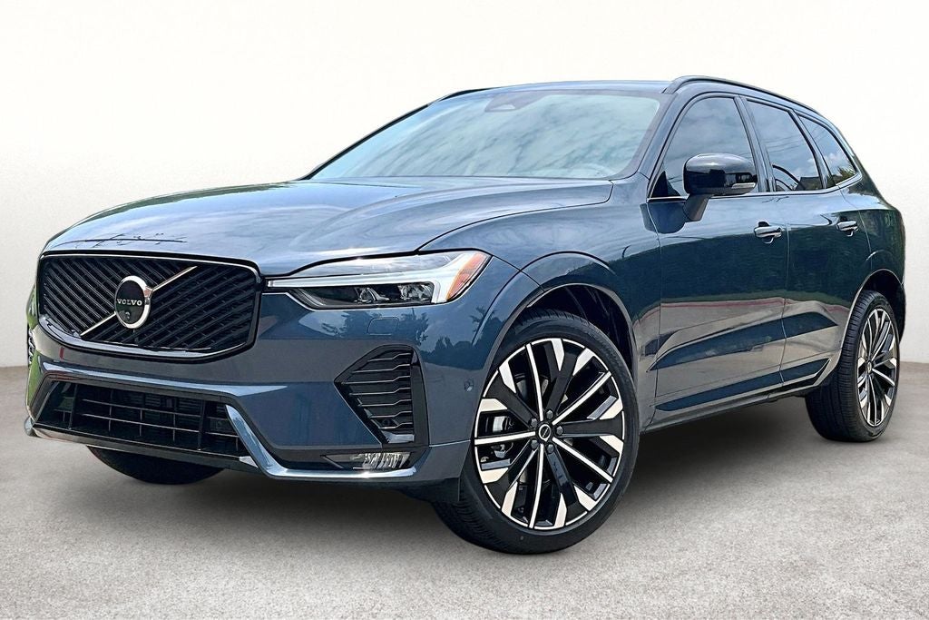 2026 Volvo XC60 B5 Ultra