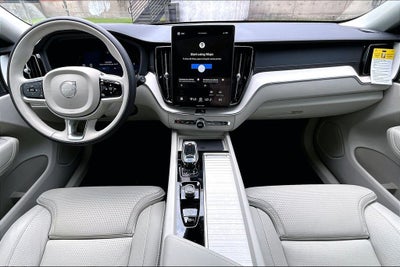 2026 Volvo XC60 B5 Ultra