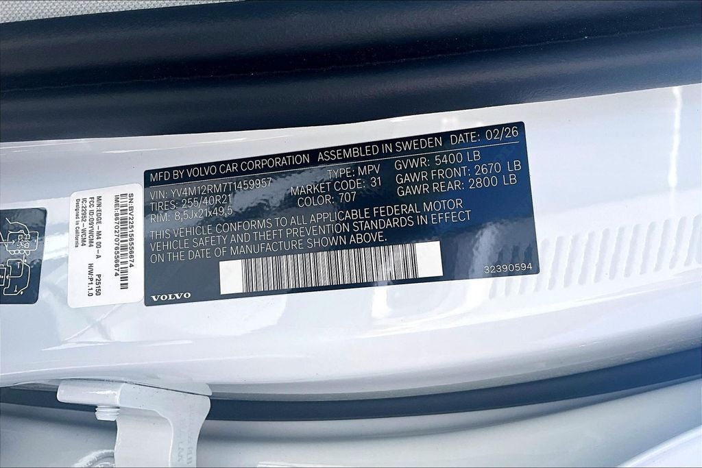 2026 Volvo XC60 B5 Ultra