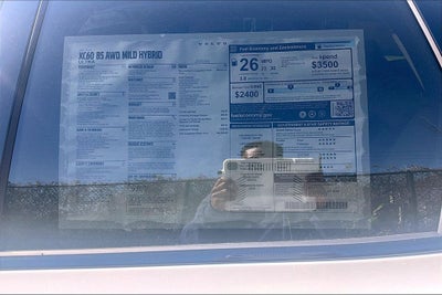 2026 Volvo XC60 B5 Ultra