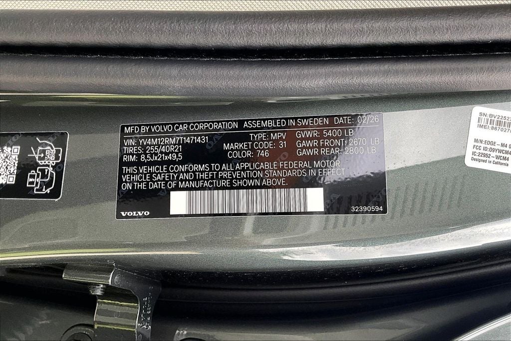 2026 Volvo XC60 B5 Ultra