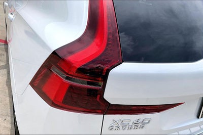 2026 Volvo XC60 B5 Ultra