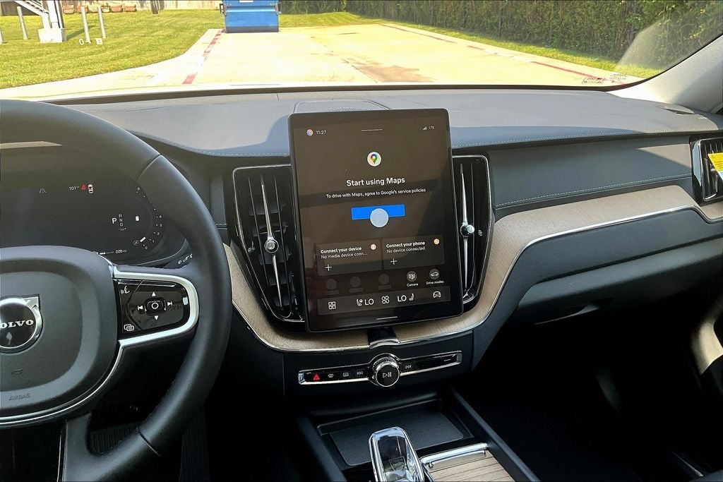 2026 Volvo XC60 B5 Ultra