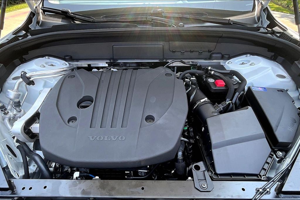 2026 Volvo XC60 B5 Ultra