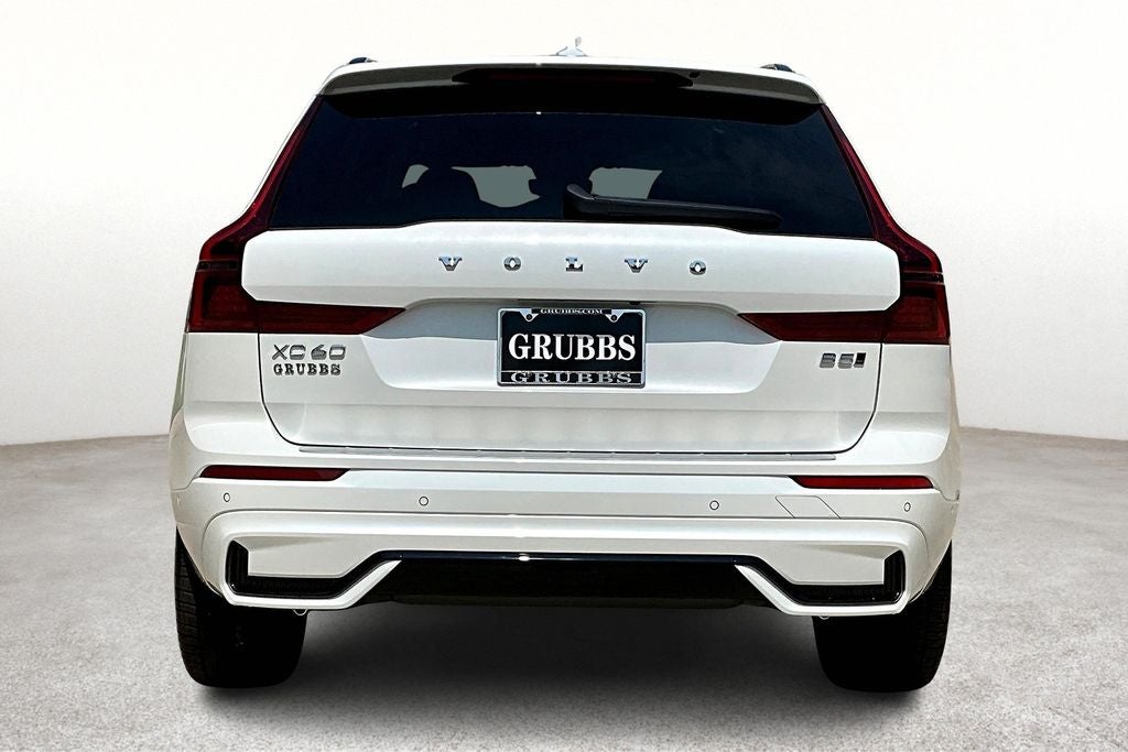 2026 Volvo XC60 B5 Ultra