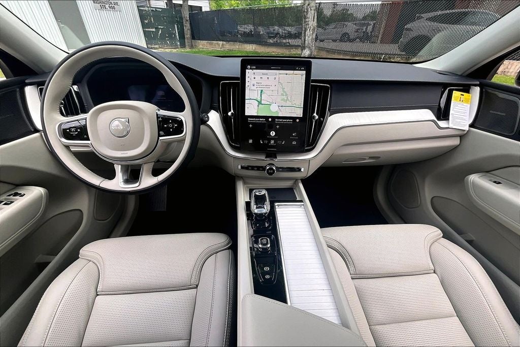 2026 Volvo XC60 B5 Ultra