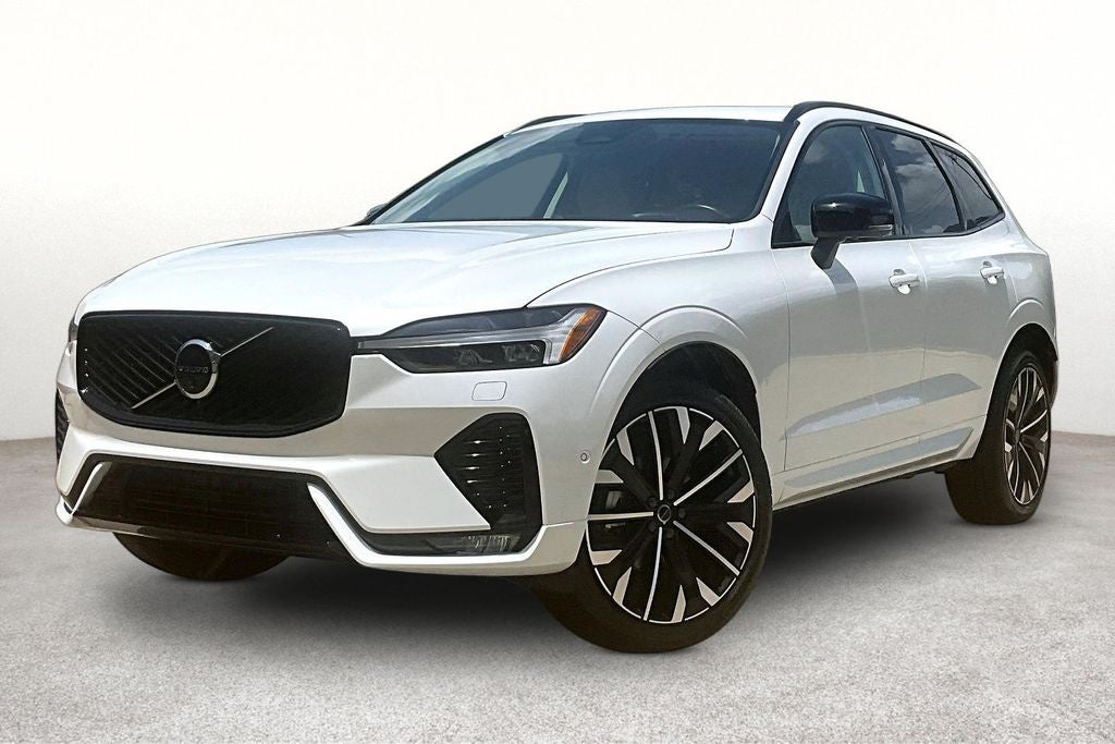 2026 Volvo XC60 B5 Ultra