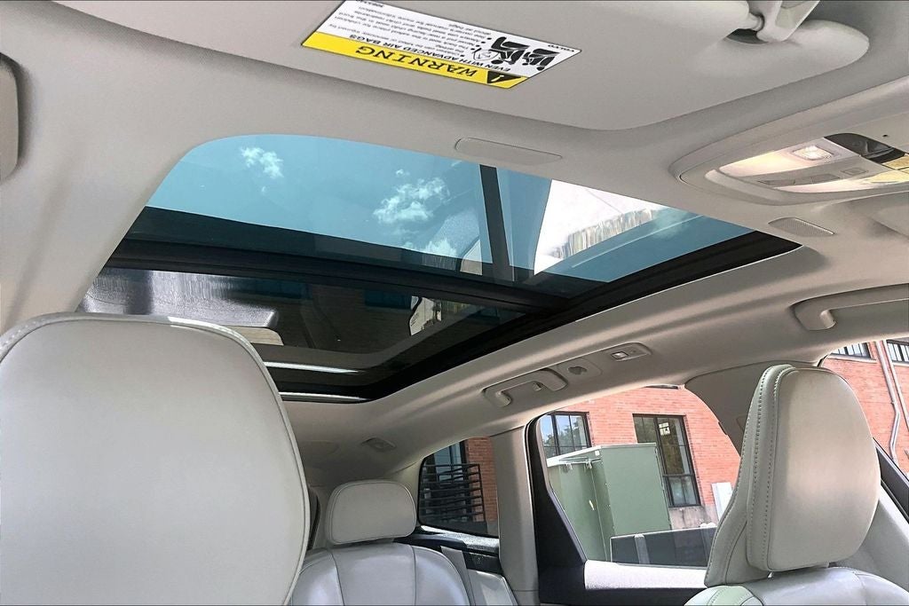 2026 Volvo XC60 B5 Ultra