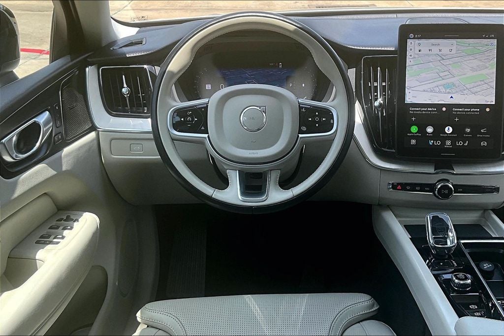 2026 Volvo XC60 B5 Ultra