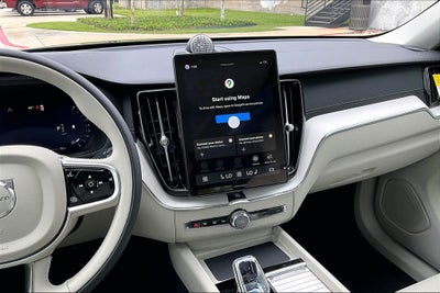 2026 Volvo XC60 B5 Ultra