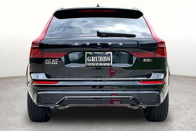 2026 Volvo XC60 B5 Ultra