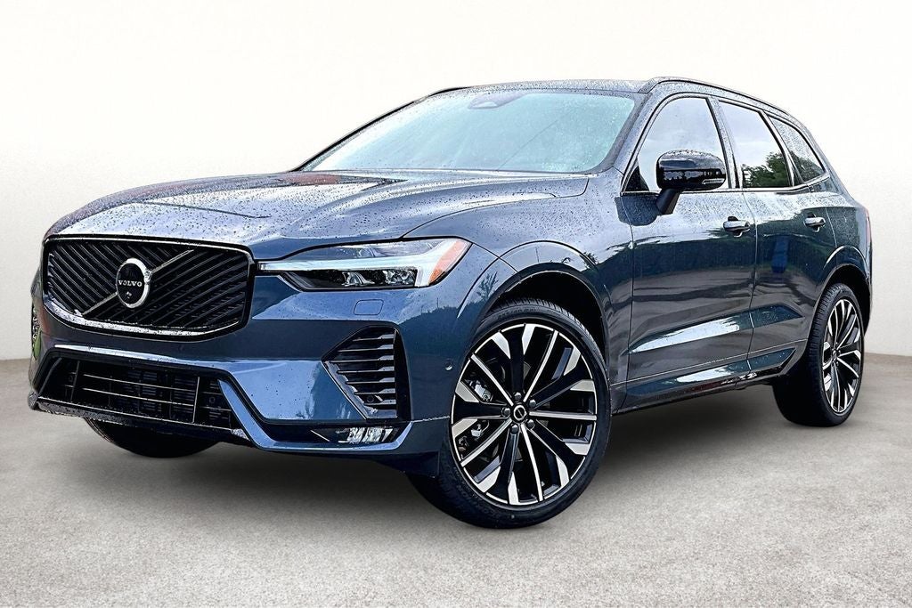 2026 Volvo XC60 B5 Ultra