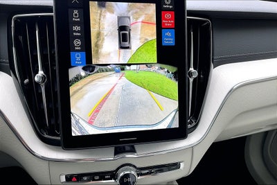 2026 Volvo XC60 B5 Ultra
