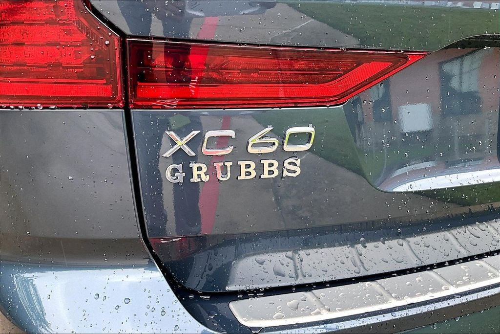 2026 Volvo XC60 B5 Ultra
