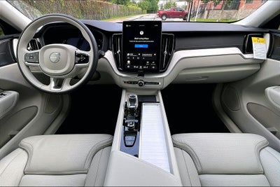 2026 Volvo XC60 B5 Ultra