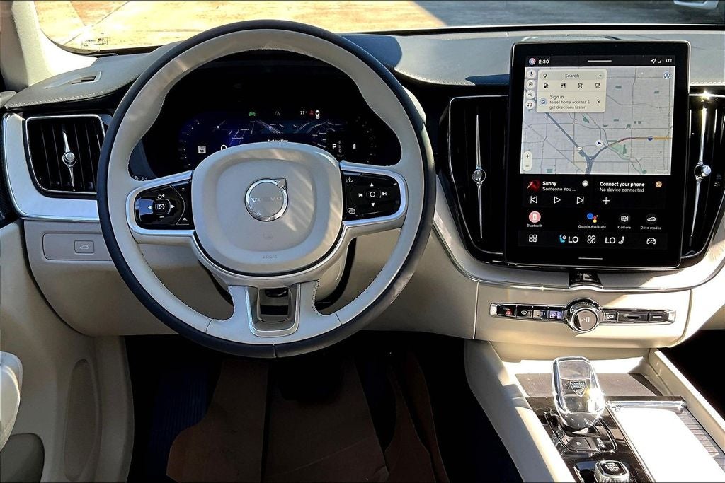 2026 Volvo XC60 B5 Ultra