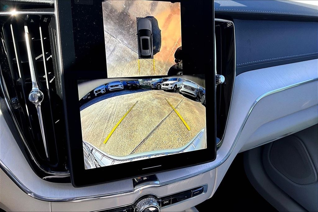 2026 Volvo XC60 B5 Ultra