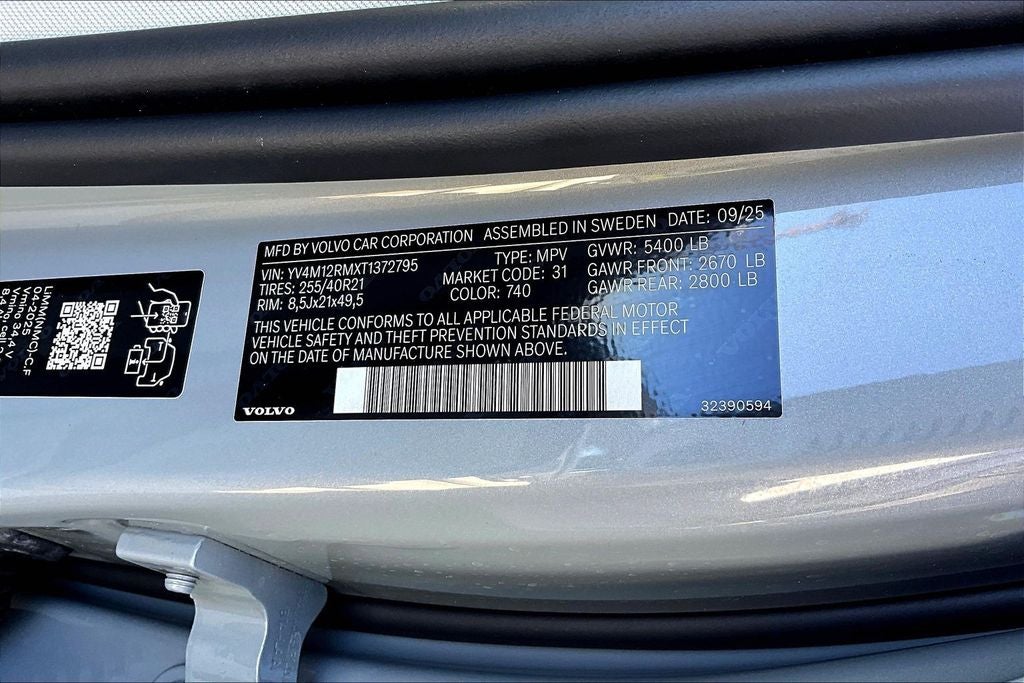 2026 Volvo XC60 B5 Ultra