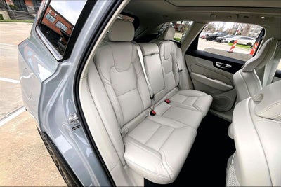2026 Volvo XC60 B5 Ultra