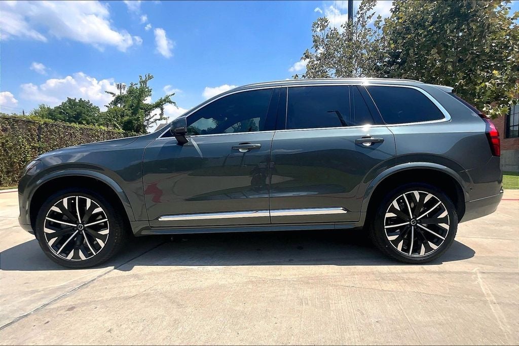 2027 Volvo XC90 B5 Plus