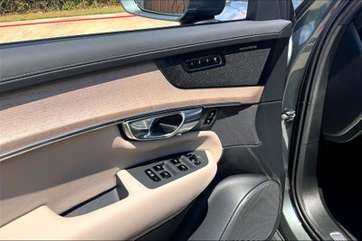 2027 Volvo XC90 B5 Plus