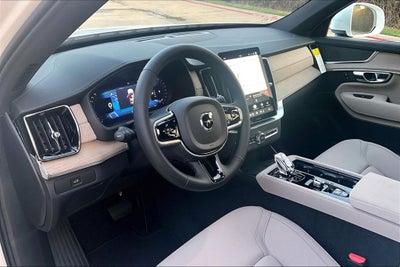 2027 Volvo XC90 B5 Core