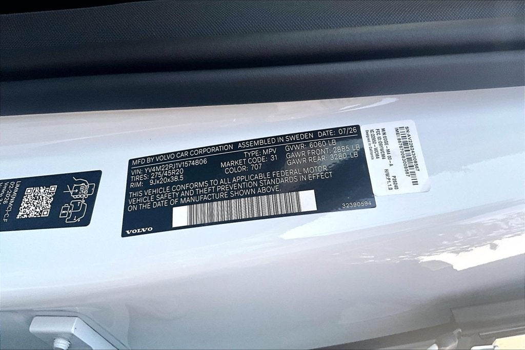 2027 Volvo XC90 B5 Core