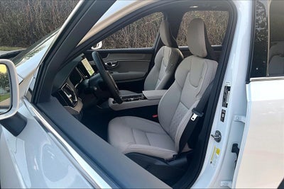 2027 Volvo XC90 B5 Core