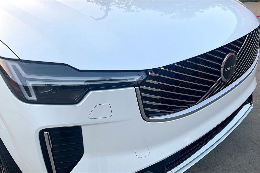 2027 Volvo XC90 B5 Core