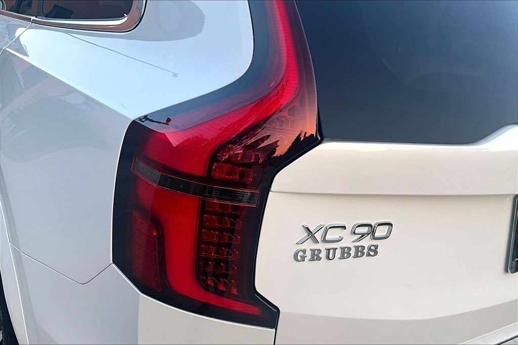 2027 Volvo XC90 B5 Core