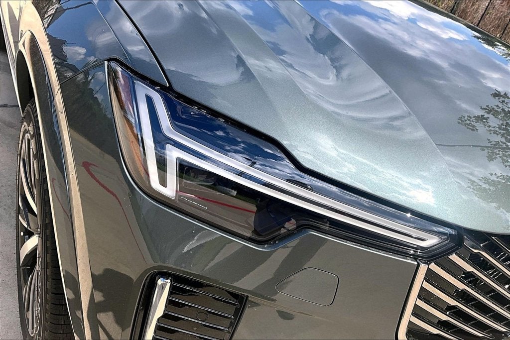 2027 Volvo XC90 B5 Core
