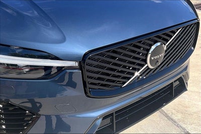 2027 Volvo XC60 B5 Plus