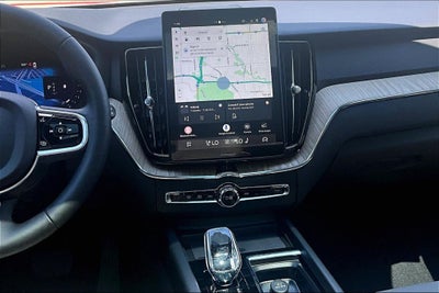 2027 Volvo XC60 B5 Plus
