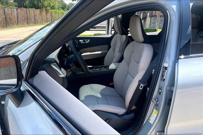 2027 Volvo XC60 B5 Plus