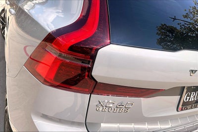 2027 Volvo XC60 B5 Plus
