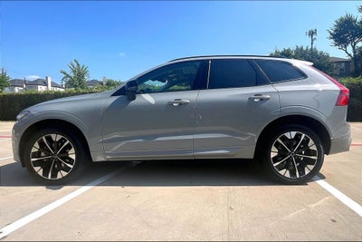 2027 Volvo XC60 B5 Plus