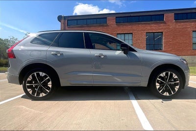 2027 Volvo XC60 B5 Plus
