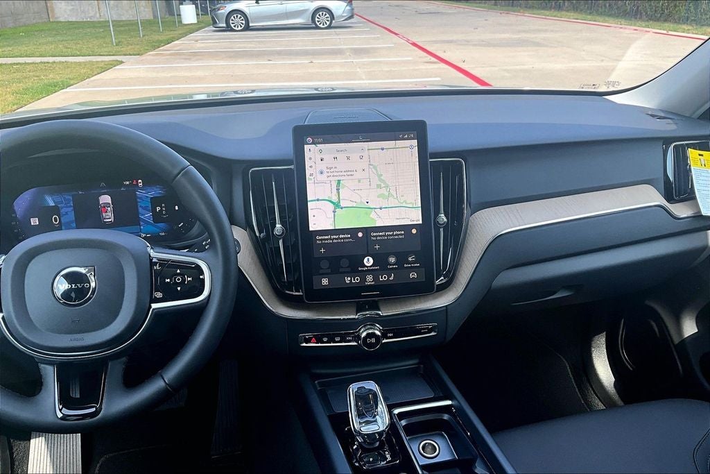 2027 Volvo XC60 B5 Plus