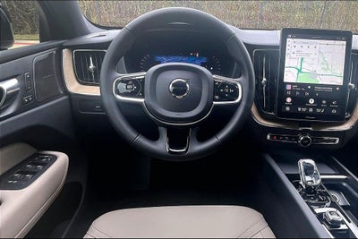 2027 Volvo XC60 B5 Plus