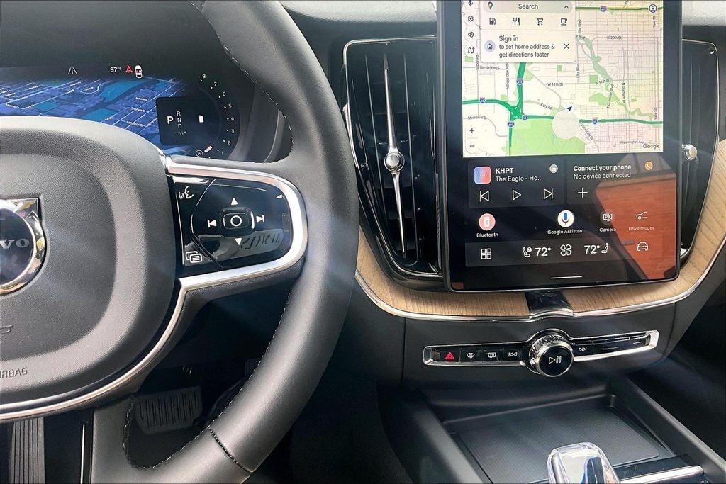2027 Volvo XC60 B5 Plus