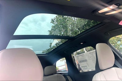 2027 Volvo XC60 B5 Plus