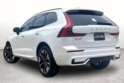 2027 Volvo XC60 B5 Plus