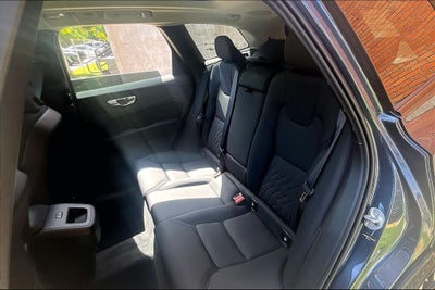 2027 Volvo XC60 B5 Plus