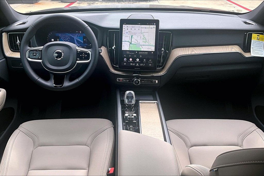 2027 Volvo XC60 B5 Core