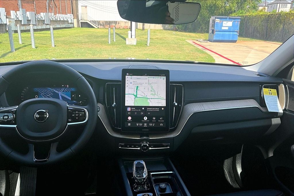 2027 Volvo XC60 B5 Ultra