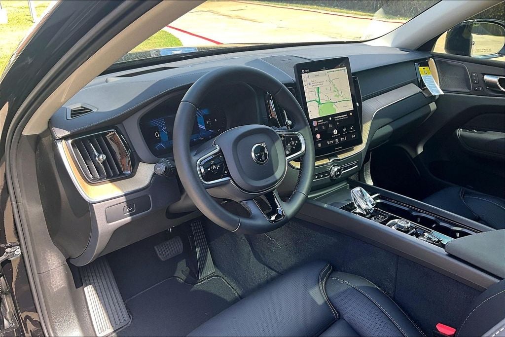 2027 Volvo XC60 B5 Ultra
