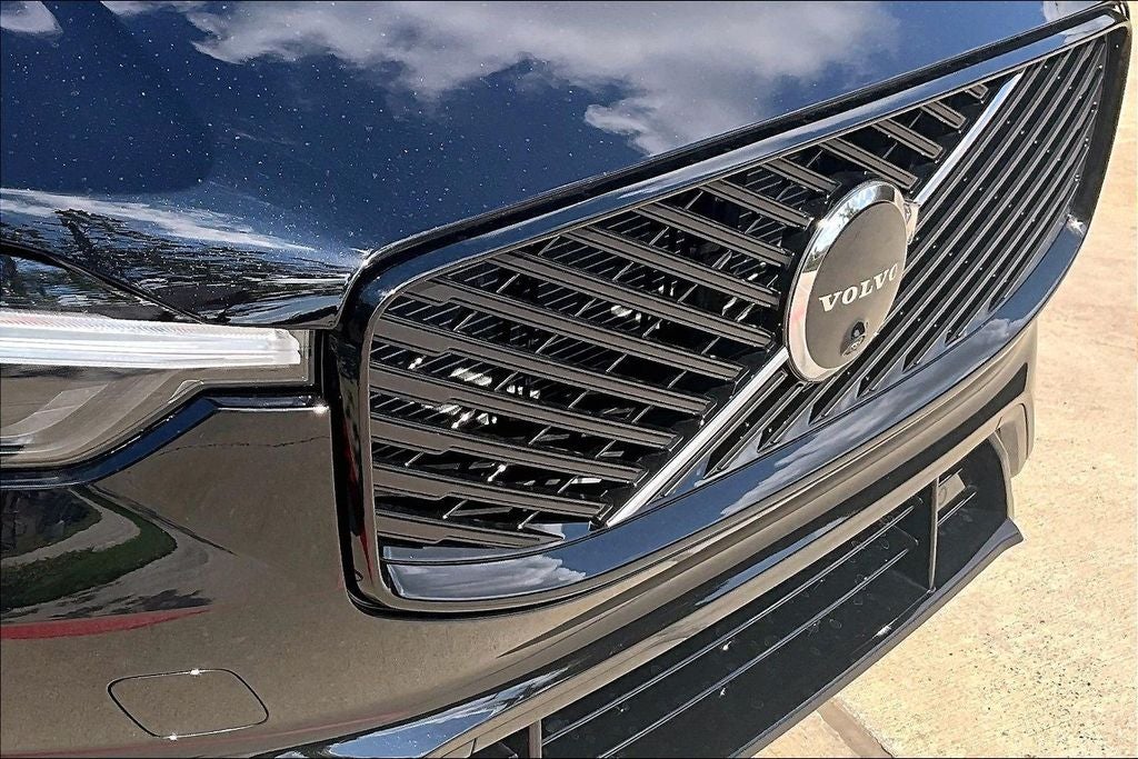 2027 Volvo XC60 B5 Ultra